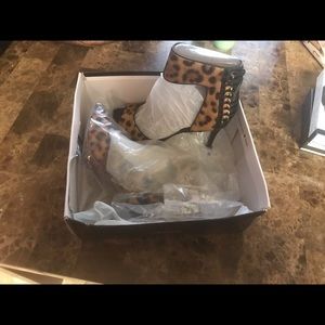 Brand New Heels Size 8M